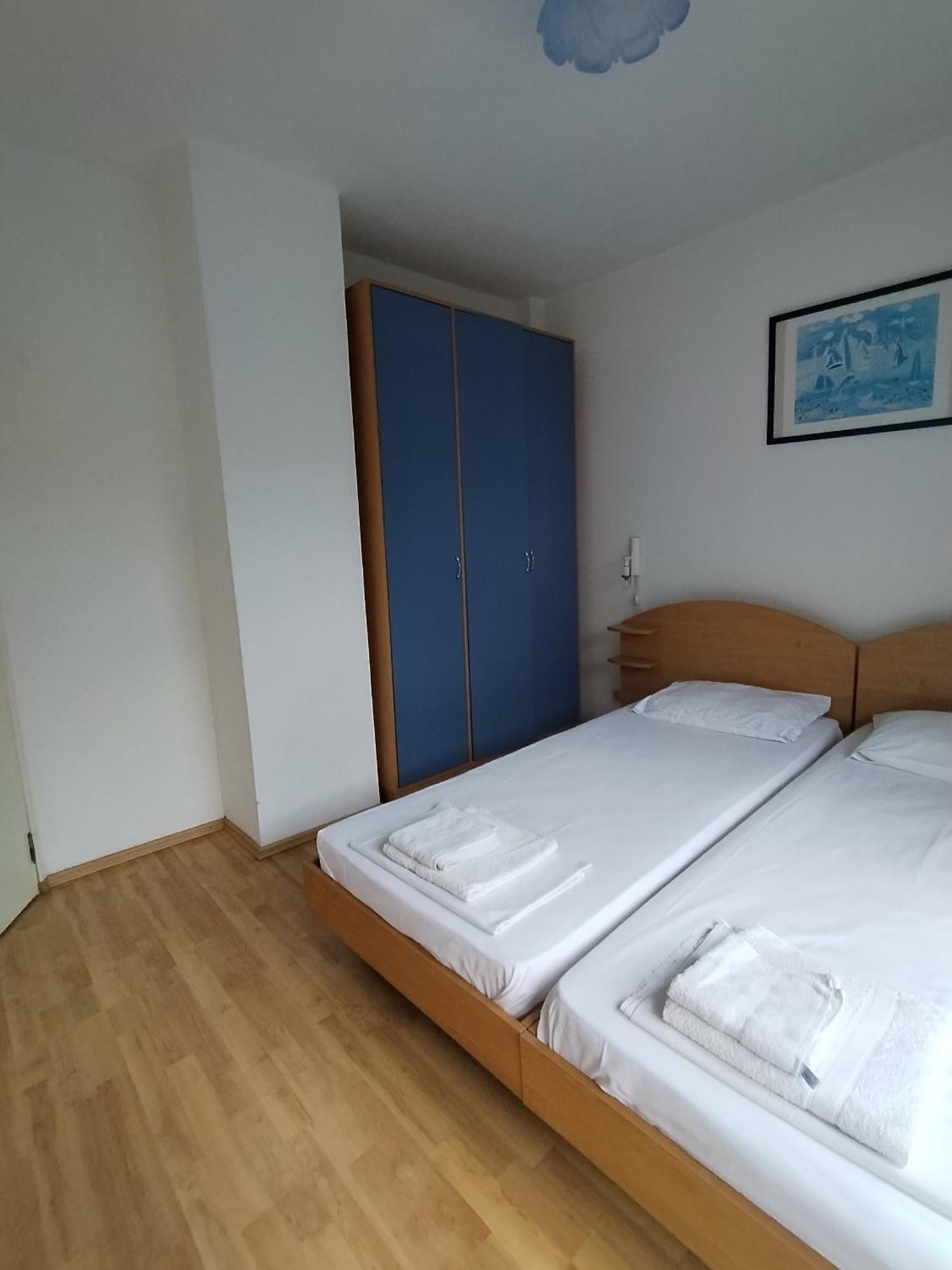Lira Sto Apartments Pomorie Eksteriør bilde