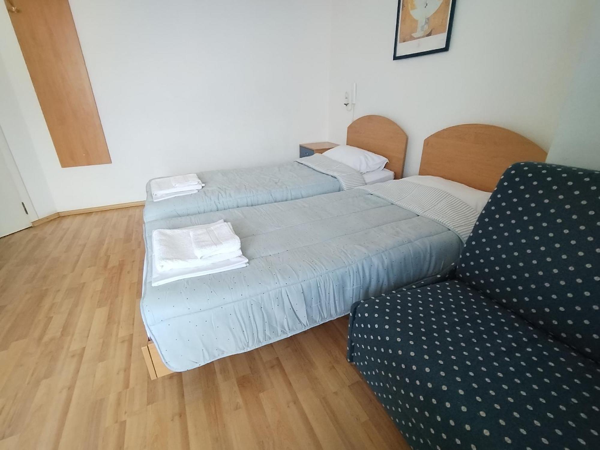 Lira Sto Apartments Pomorie Eksteriør bilde