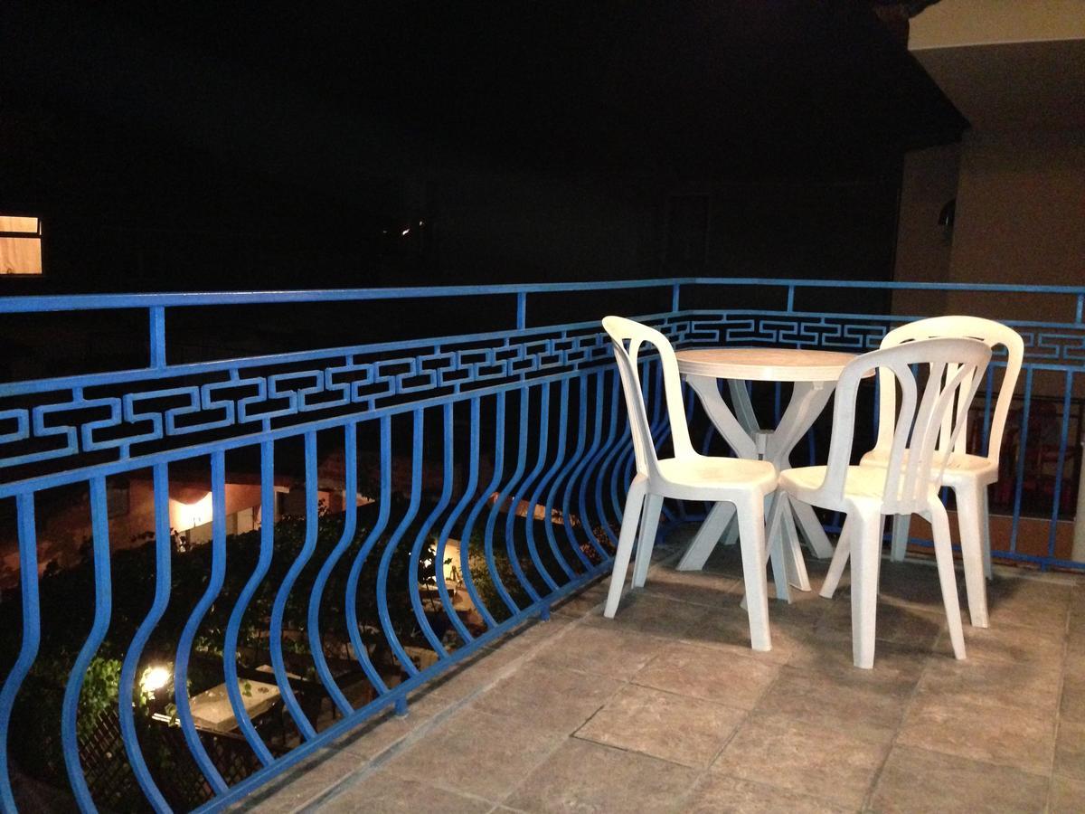 Lira Sto Apartments Pomorie Eksteriør bilde